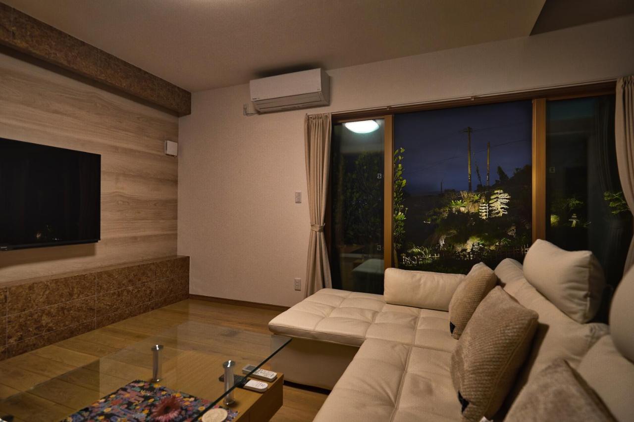 Private Villa Churaya Yaedake Bettei Motobu Buitenkant foto